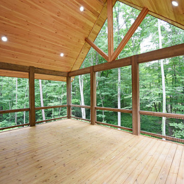 Off Grid Lodge