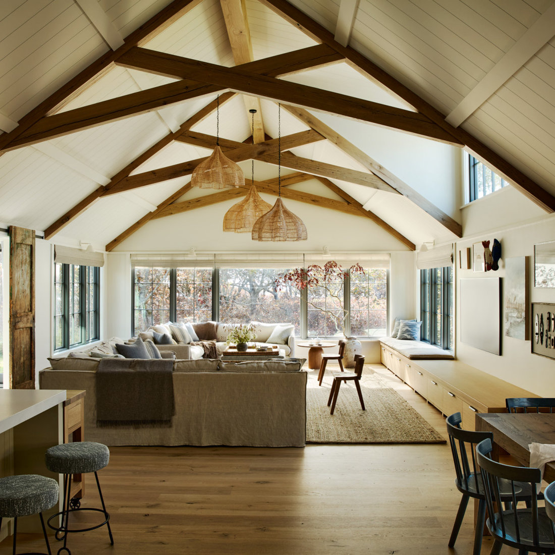 Martha's Vineyard Waterfront Escape