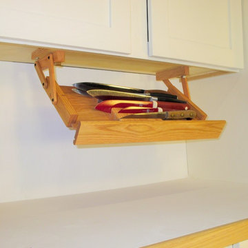 Under Cabinet Knife Rack