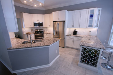 Example of a trendy kitchen design in Jacksonville