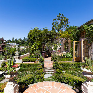23 Augusta Ln, Newport Beach, CA 92660