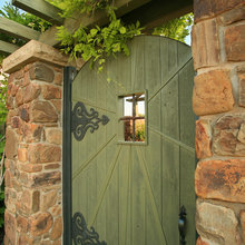 Gates/entrances