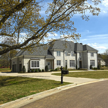9040 Hollybrook