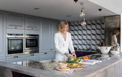 Houzz Tour: Linda Barker’s Converted Country Cottage in Yorkshire