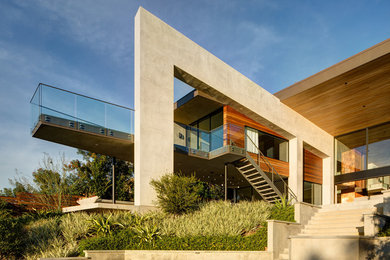 Minimalist exterior home photo in San Diego