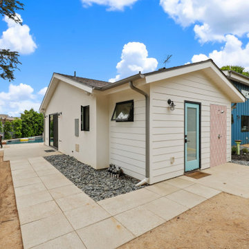 Carlsbad Modern Beach Cottage - Renovation + Addition