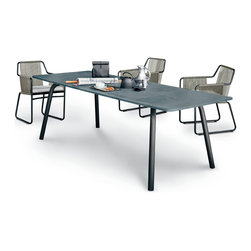 Roda Grasshopper 001 Table - Outdoor Dining Tables