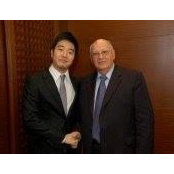 Gen Sasaki's photo