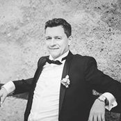 Micha Micha's photo