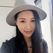 Leslie Li's photo