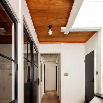 1994-2018 M HOUSE