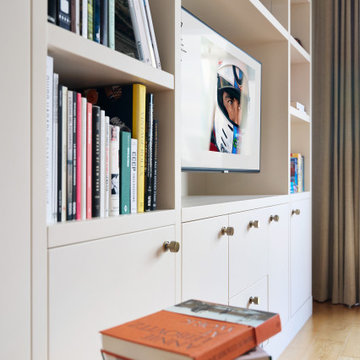 CUSTOM-BUILT FITTED LIVING ROOM TV AND STORAGE UNIT