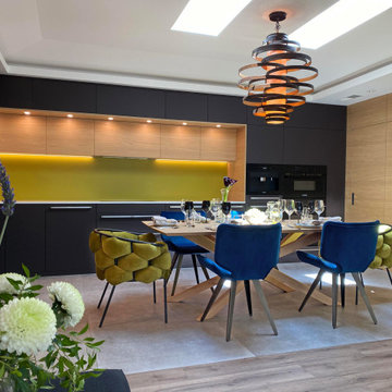 UNIQUE BLACK AND GREEN MODERN KITCHEN
