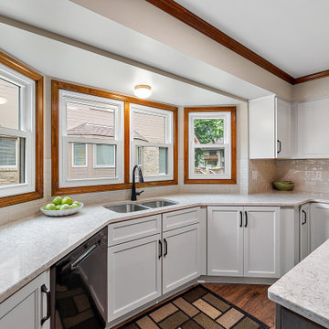 Showplace Framed Concord Kitchen in Heron Plume & Maple Dusk