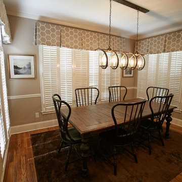Kitchen Breakfast Area - Burnt Hickory Registry