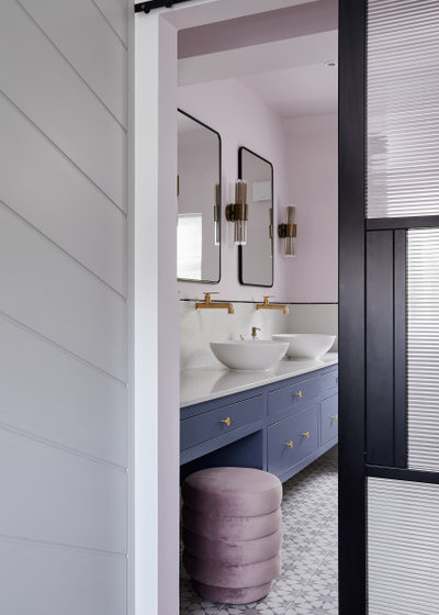 Bathroom by Clare Elise Interiors