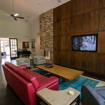 Contemporary Lodge