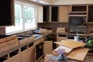 sating kitchen cabinets