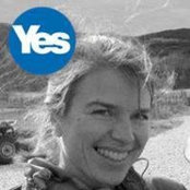 Lara Hinde's photo