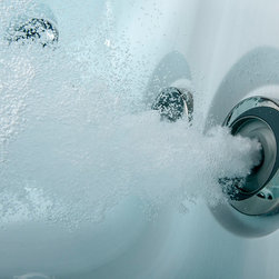 Jacuzzi Jets & Features - Hot Tubs