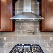 Kitchen backsplash
