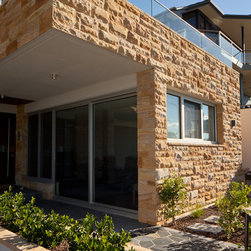 Teakwood Sandstone Rockface - Wall Cladding & Stone Veneer