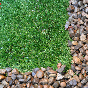 3/4" Round Drain Rock Gravel
