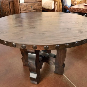 Knotty Alder Wood Round Dining Table