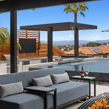 Mira Montana - Front Yard Infinity Pool, Zen-Inspired Design