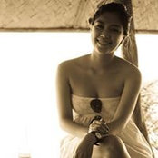 Lara Tan's photo