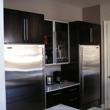 "Corsica" Maple Espresso with Aluminum Door Accents