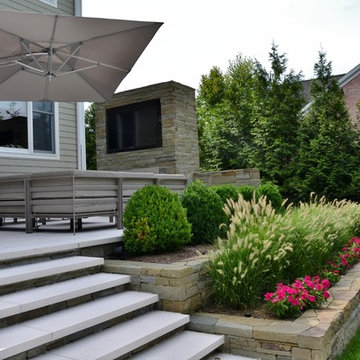 Clean and Modern Swimming Pool with Spa