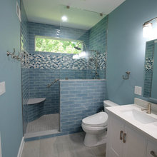 Veneccia Bathrooms