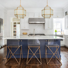 Kitchen island pendants