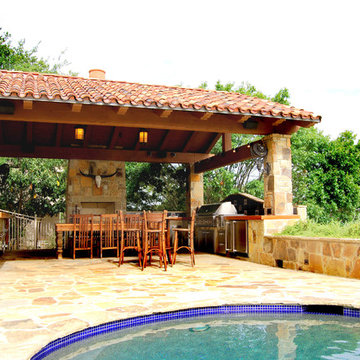 Lakeside Summer Kitchen