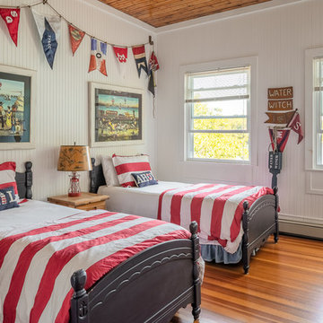 New residence in turn of the century yacht club