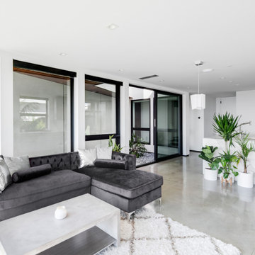 Beachitos Duplex / Laguna Beach North Coast Highway