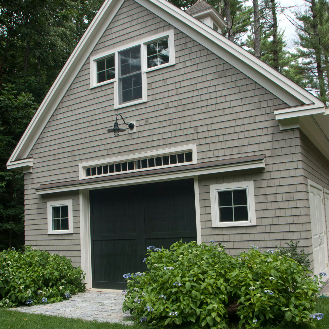 Detached Structure - Traditional - 3