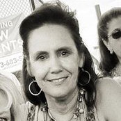 Marcia Deyloff's photo