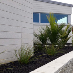 Premier Retaining Wall in White - Products