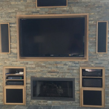 San Ramon Split-Faced Rock Backsplash Design