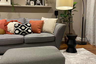 Small trendy living room photo in Oxfordshire