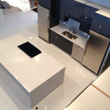 stone counters / tile