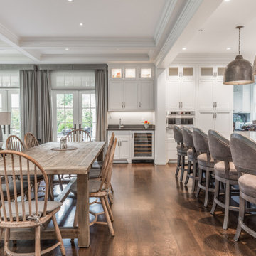 Classic Elegance and Modern Comfort: Norfolk Road Residence