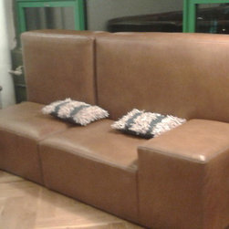 Custom made sectional sofa - Lifestyle And Leisure