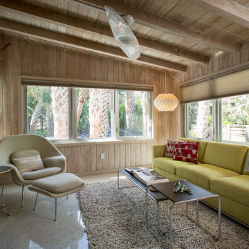 Venice Island Mid-Century Modern