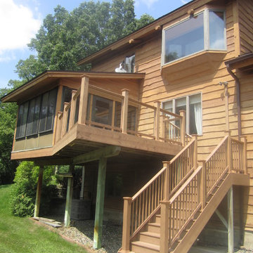 Composite Deck - Avon Farmhouse