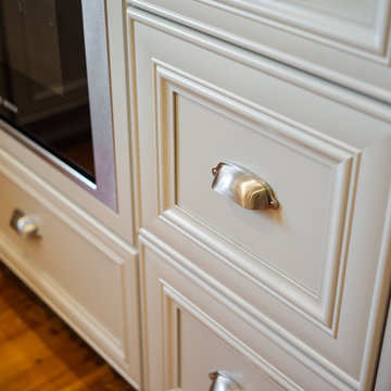 Southborough Contemporary Kitchen, Bath & Laundry 2015