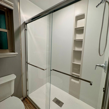 Kohler LuxStone Shower Left side in Benton