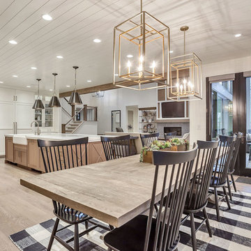 E Builders - The Snow Crest Estate - Dining